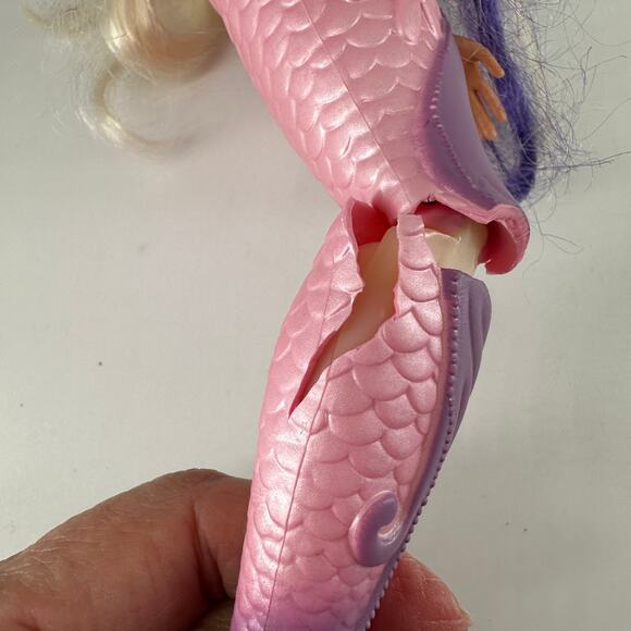 2002 Mattel Barbie Mermaid Doll Pink Purple Tail Blonde Hair Collectible - Picture 7 of 11